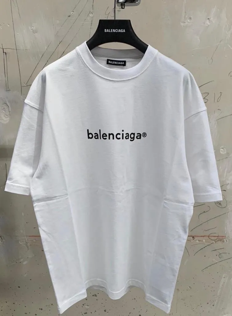 BALENCIAGA  |New Copyright Medium Fit T-Shirt In White Cotton Jersey