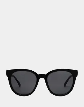 BETSEYS CRYSTAL SKULL SUNNIES BLACK