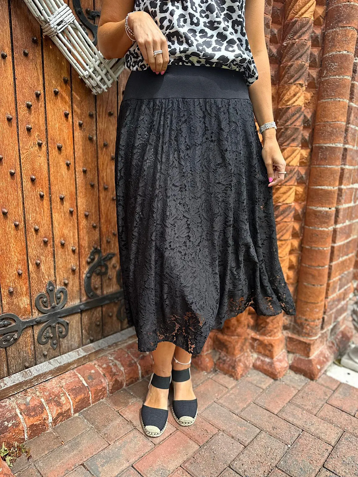 Black Lined Floral Lace Skirt