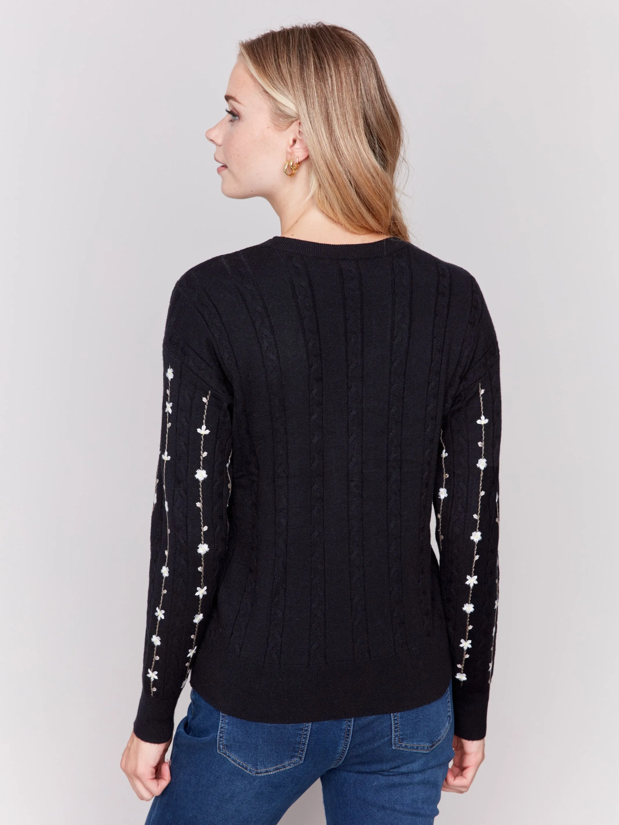 Floral Embroidery Knit Sweater - Black