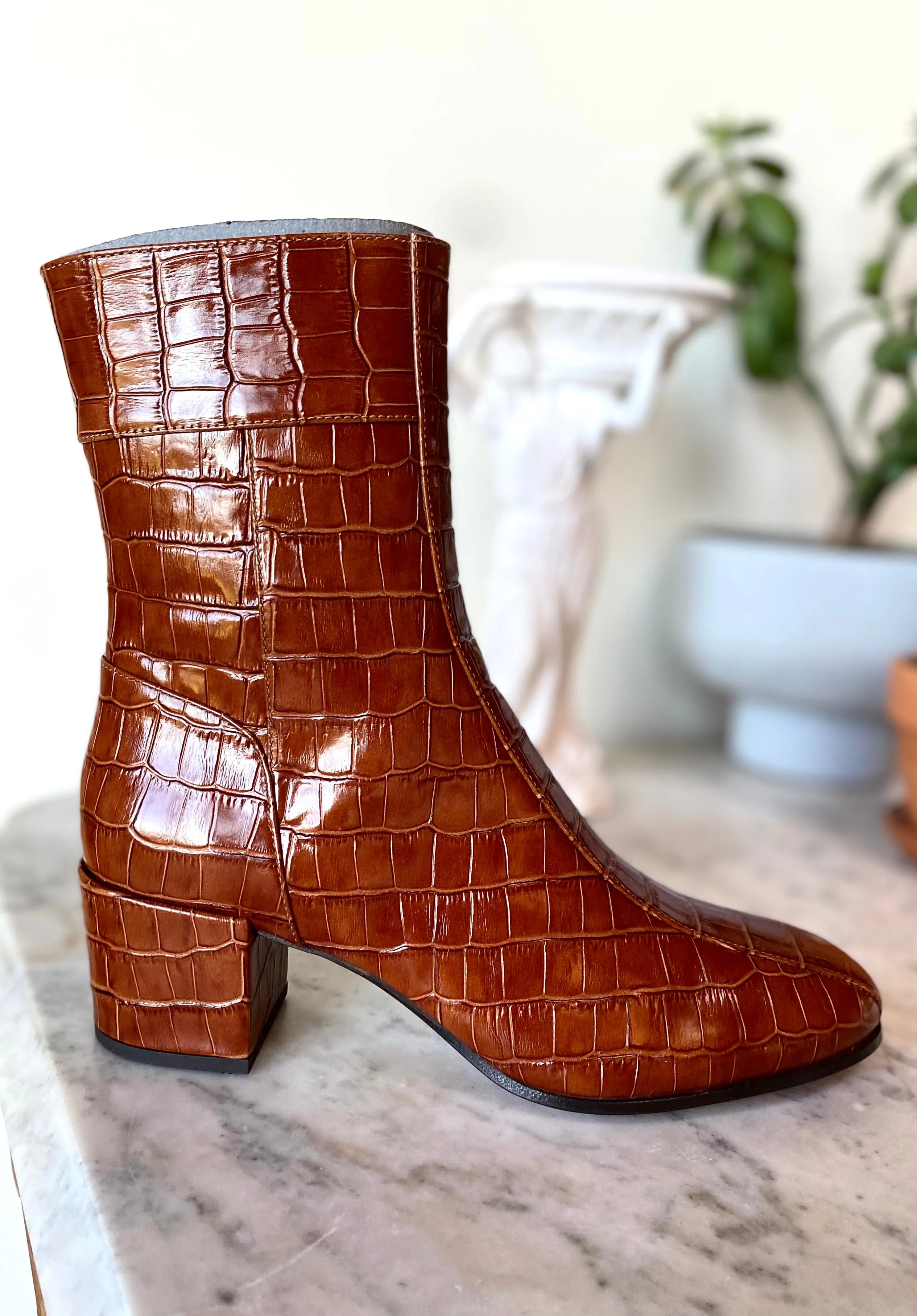 Frankie Walking Boot - Cognac Croc