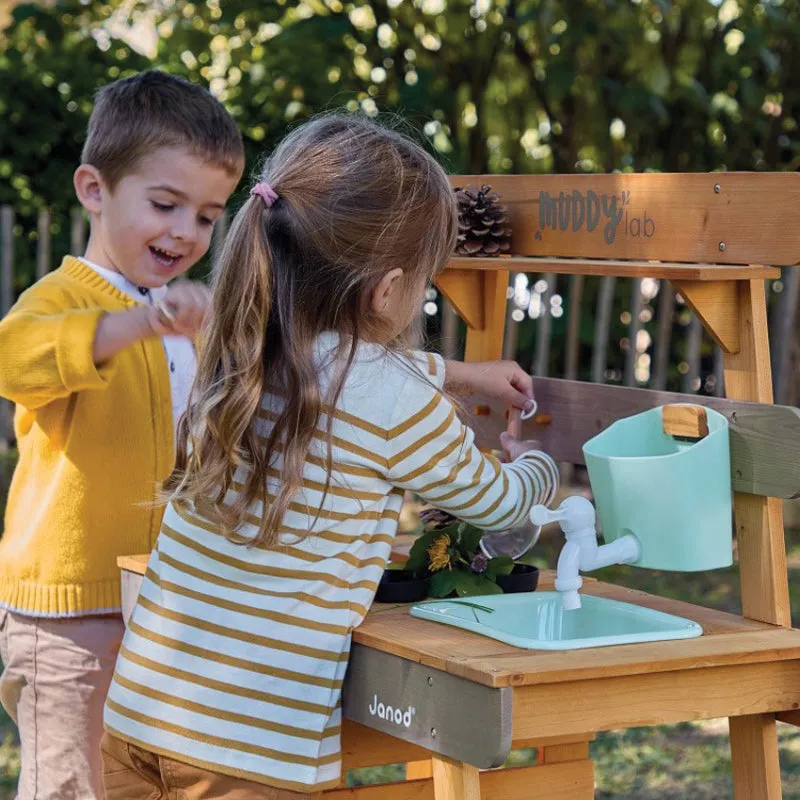 Janod - Muddy Lab Outdoor Kitchen