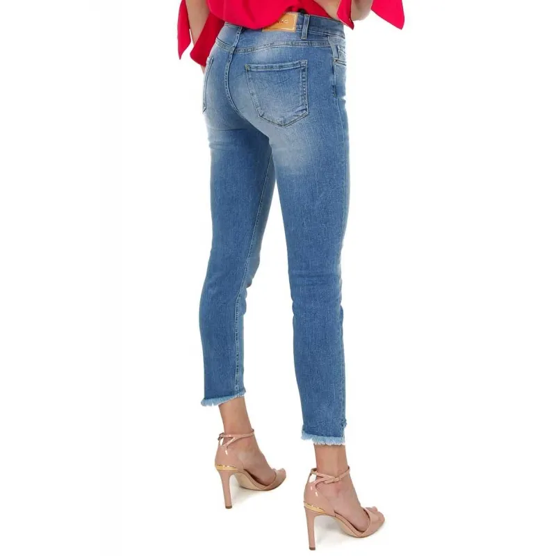 JEANS SKINNY CON ORLO SFRANGIATO, BLU