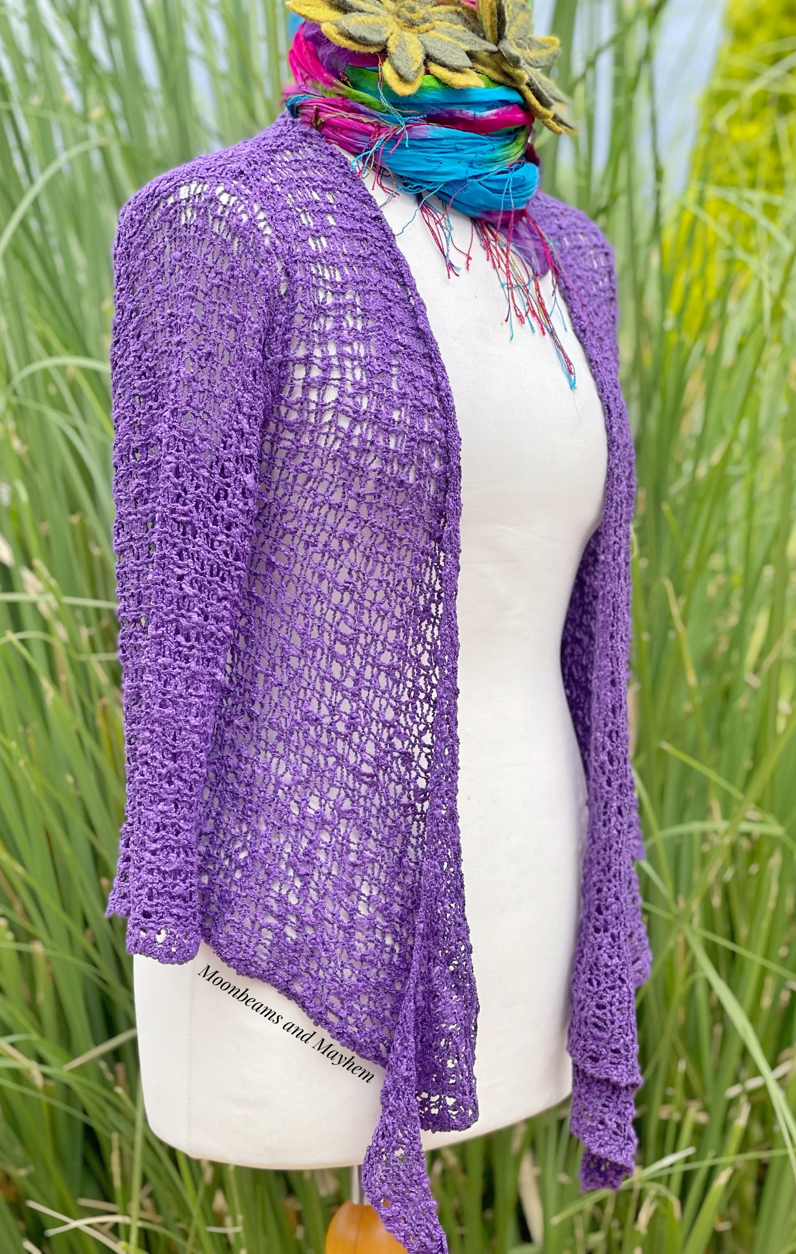 STUNNING LOOSE WEAVE PURPLE SHRUG / CARDIGAN