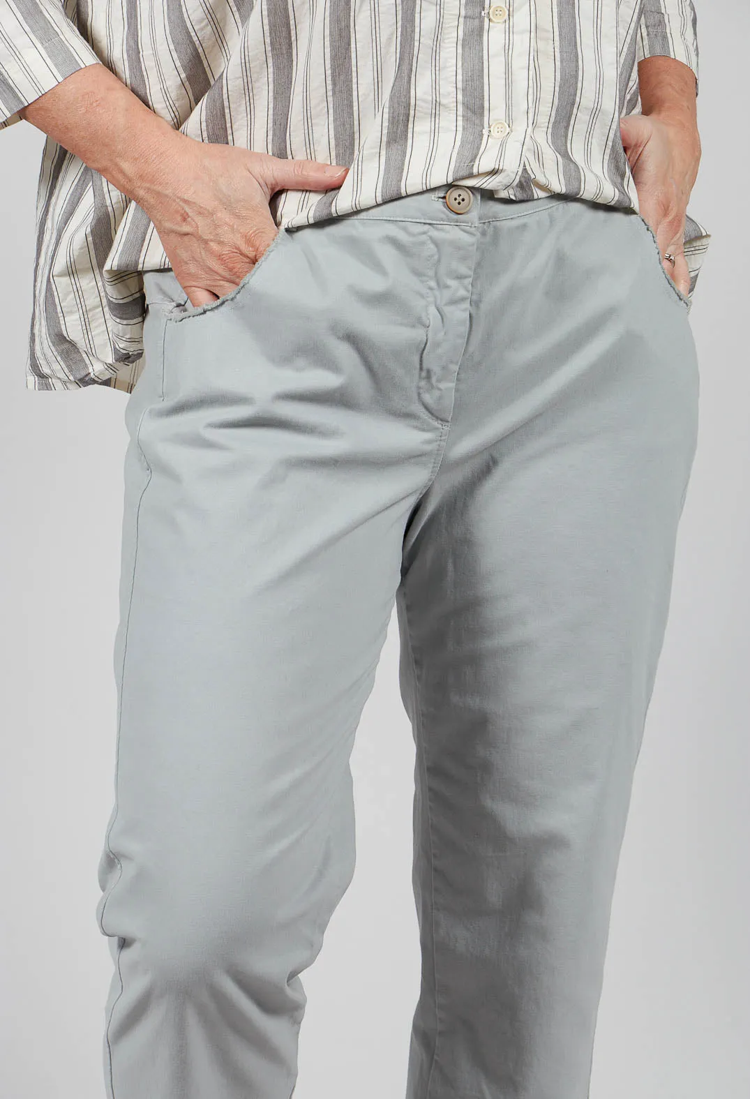 Trousers in Ghiaccio with Seam Detail