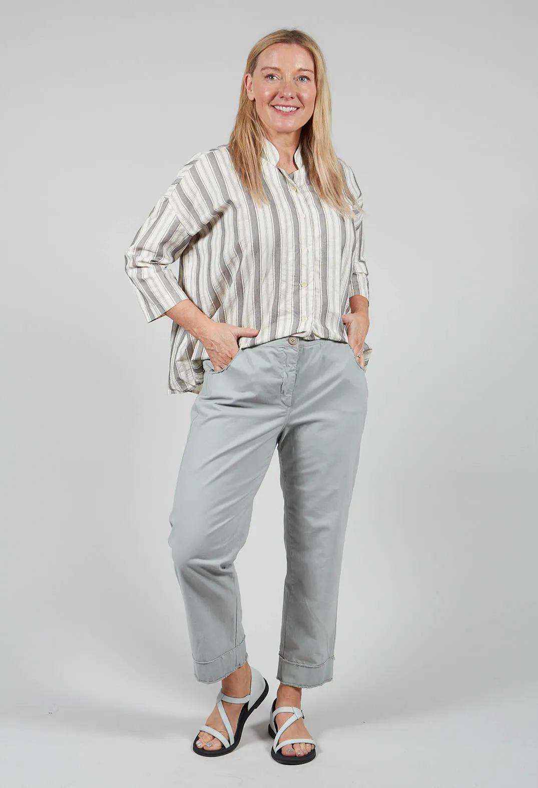 Trousers in Ghiaccio with Seam Detail