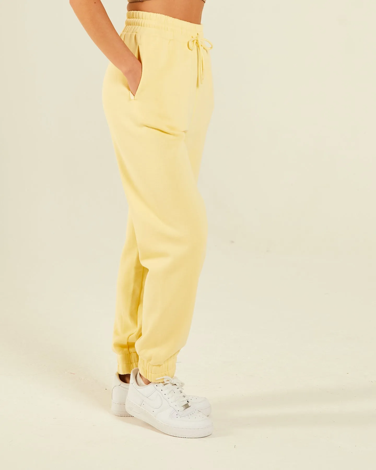 Vesta Jogger Soft Yellow