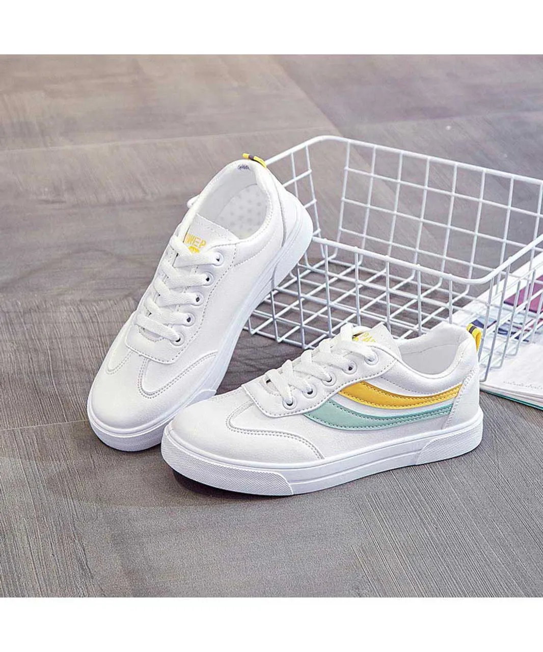 White mixed yellow green color stripe shoe sneaker