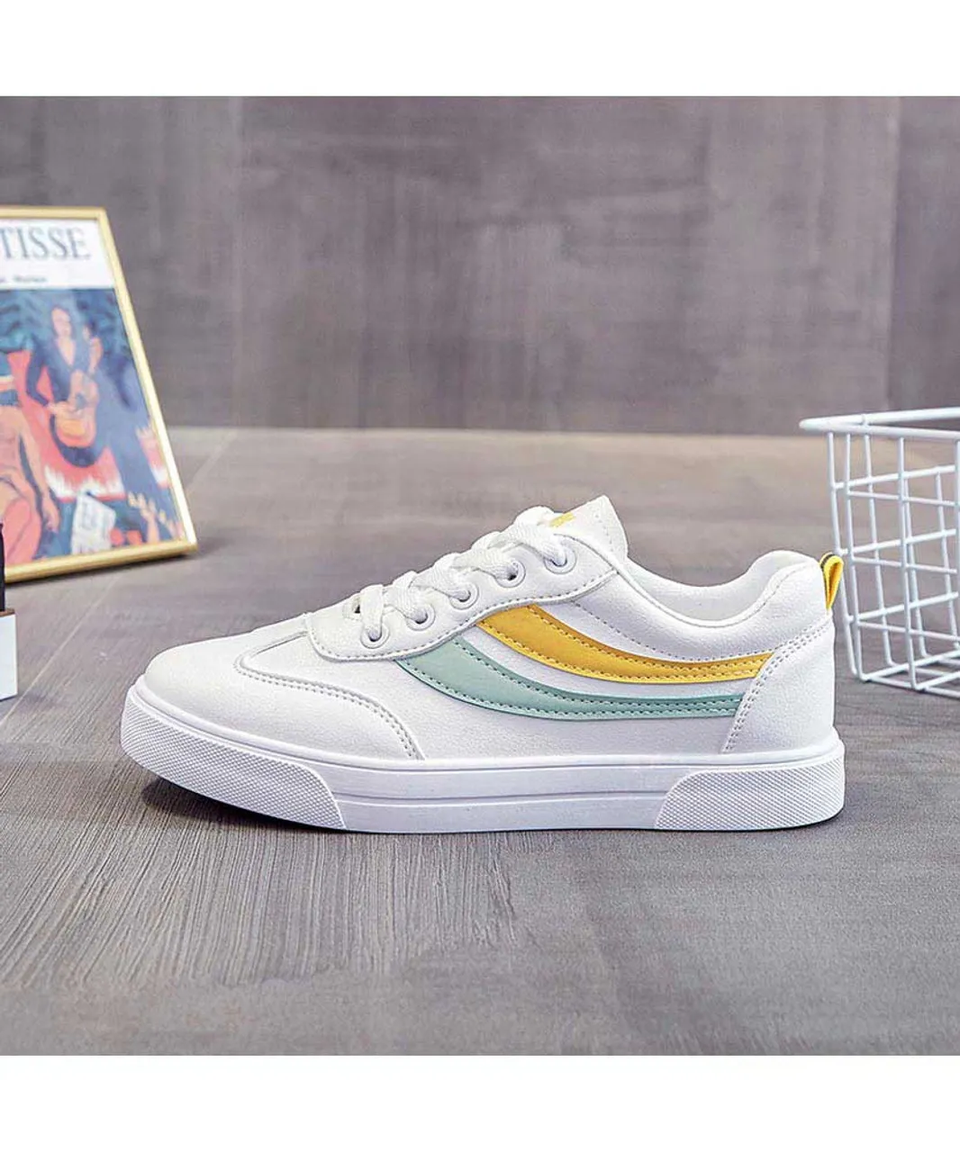 White mixed yellow green color stripe shoe sneaker